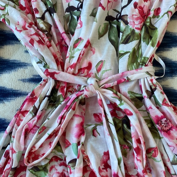 Fit Fab Fun Show Me Your Mumu Floral Robe - Picture 8 of 9